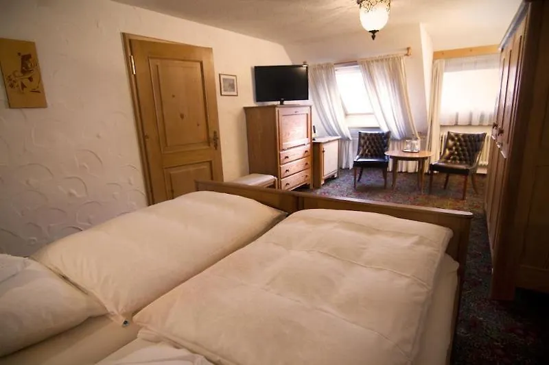 Woertz Schlosschen Zur Weinsteige Stuttgart 4*,